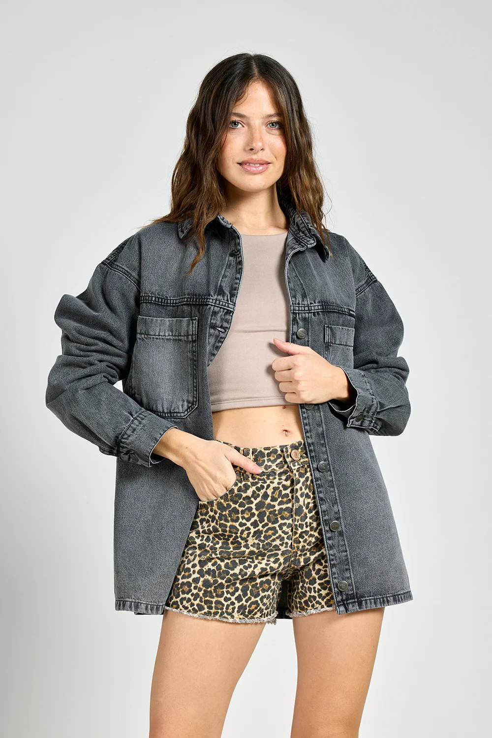 Short Cenitho Animal Print Deflecado Rígido